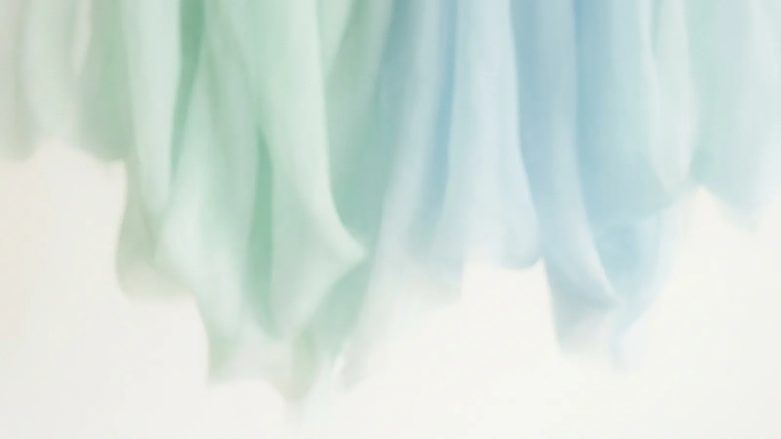 How to Create Beautiful Phone Wallpapers with AI